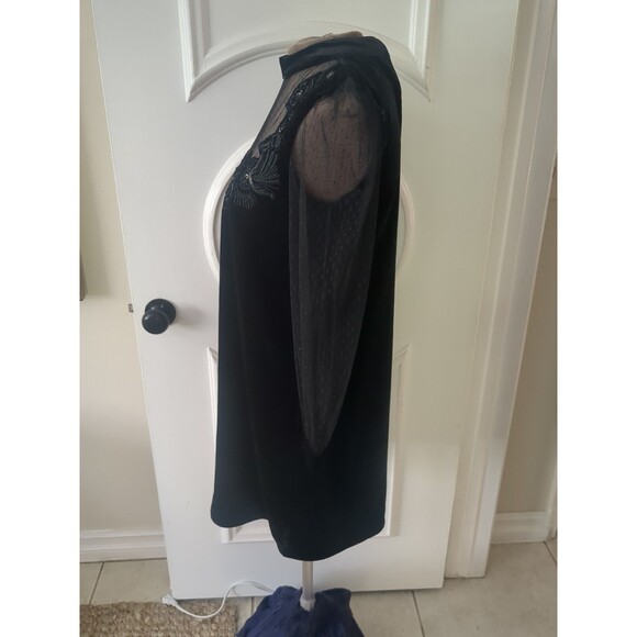 Zara Dress SM Witchy Sheer Sleeves, SweetHeart Neckline Black Velvet Lace - Picture 5 of 13